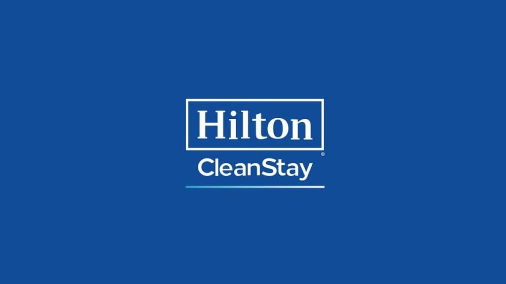 Hampton Inn Атенс Экстерьер фото